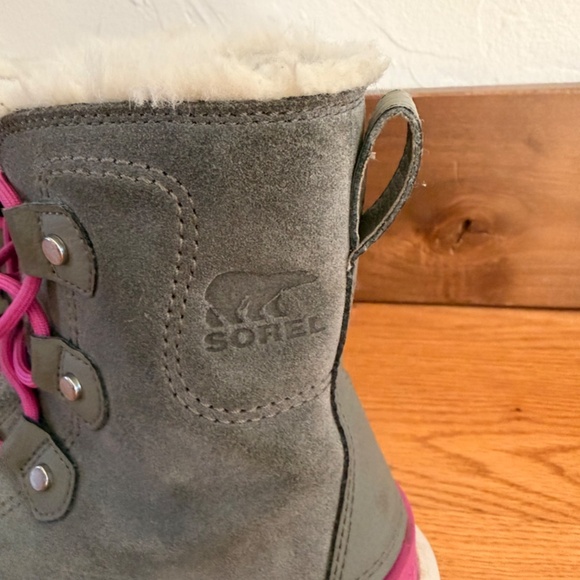 Sorel Explorer™ Lace WP in Quarry/Bright Lavender (Size 1 Little Kid) - Picture 4 of 10